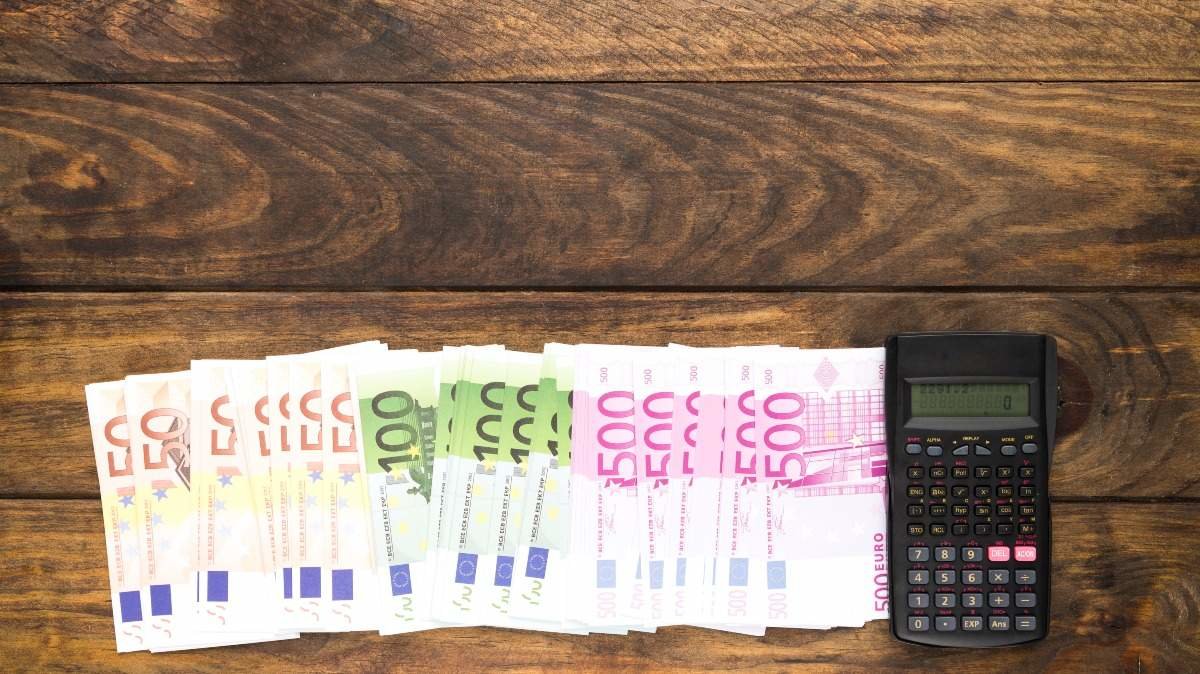 La pensión media que están cobrando los autónomos jubilados superó en junio, por primera vez, los 960 euros. Ha crecido más de un 5% en el último año, según datos de la Seguridad Social.