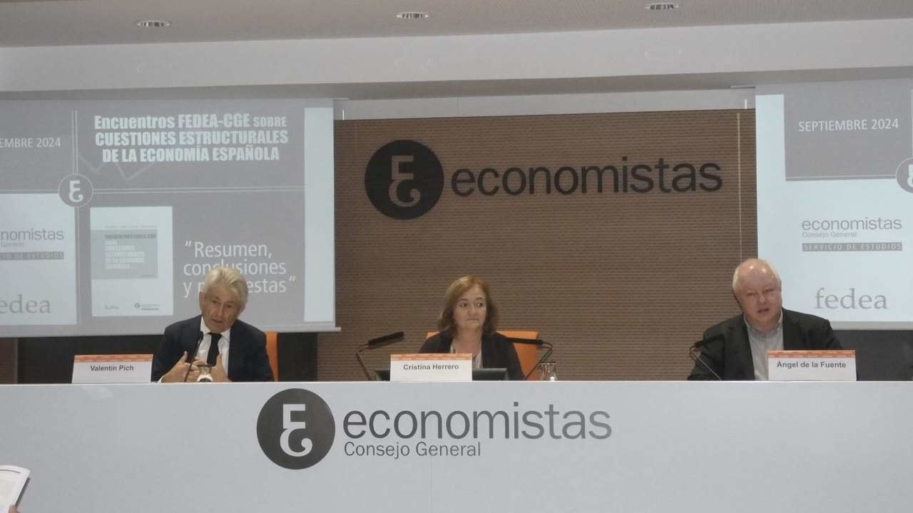 Los economistas afirman que las subidas del SMI están lastrando la productividad de los pequeños negocios.